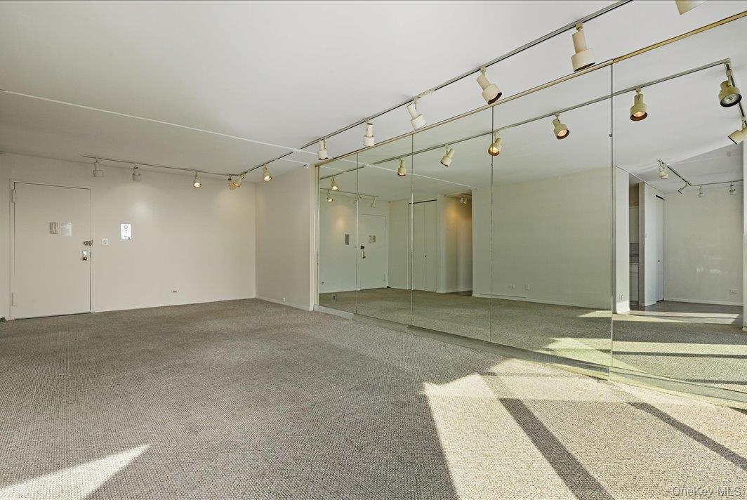 Coop Grand Central Queens, NY 11005, MLS-933759-8