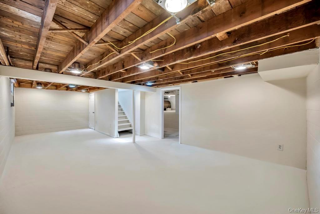 Single Family Connetquot  Suffolk County, NY 11722, MLS-933765-9