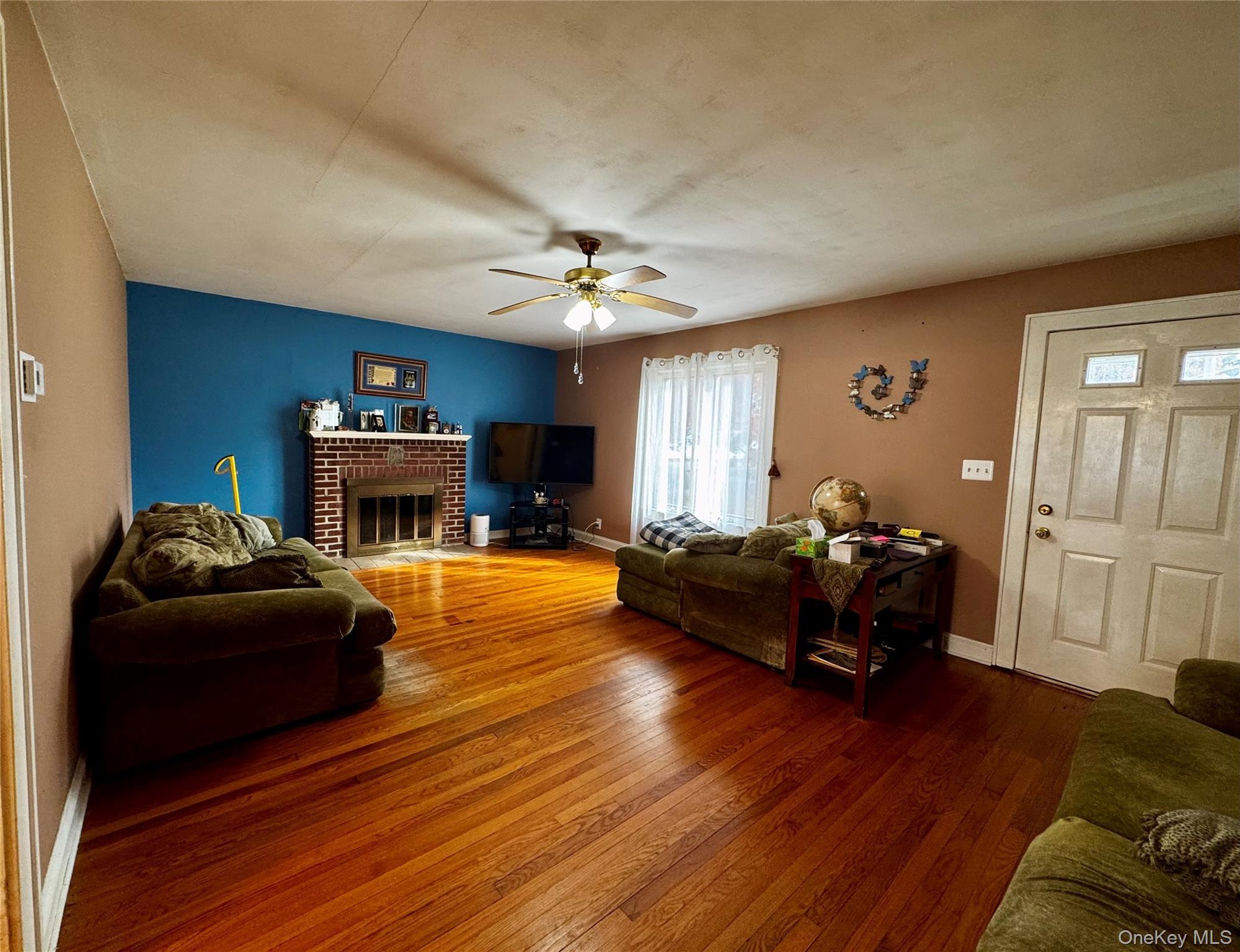 Single Family Nicolls  Suffolk County, NY 11729, MLS-933776-2