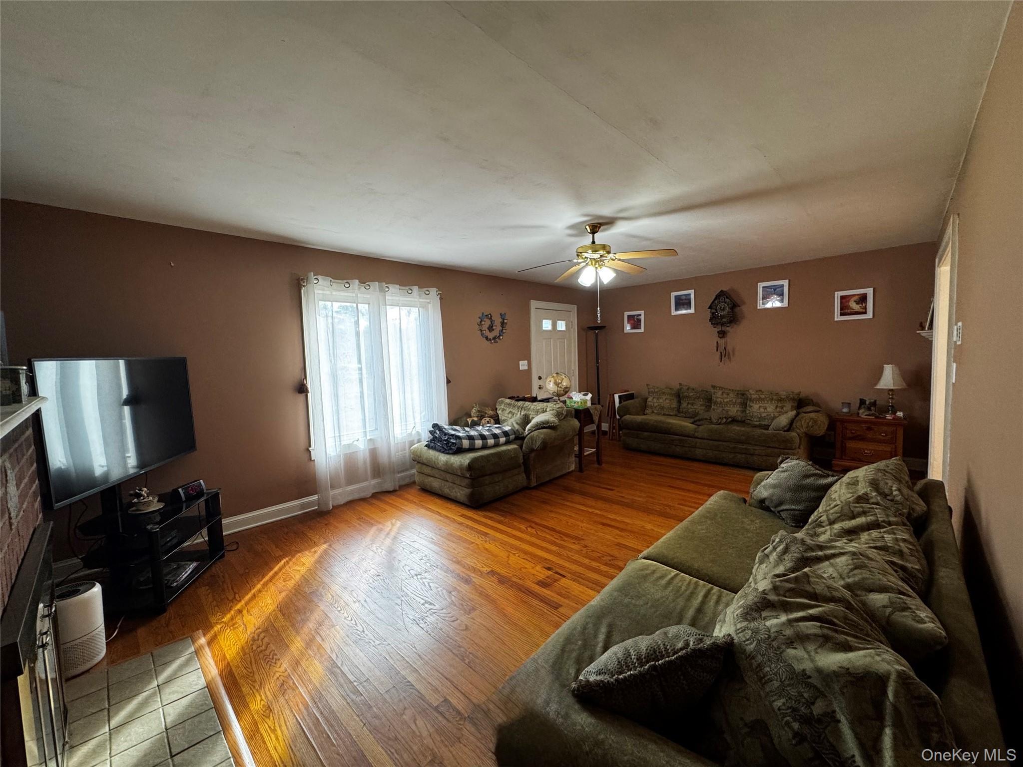 Single Family Nicolls  Suffolk County, NY 11729, MLS-933776-3