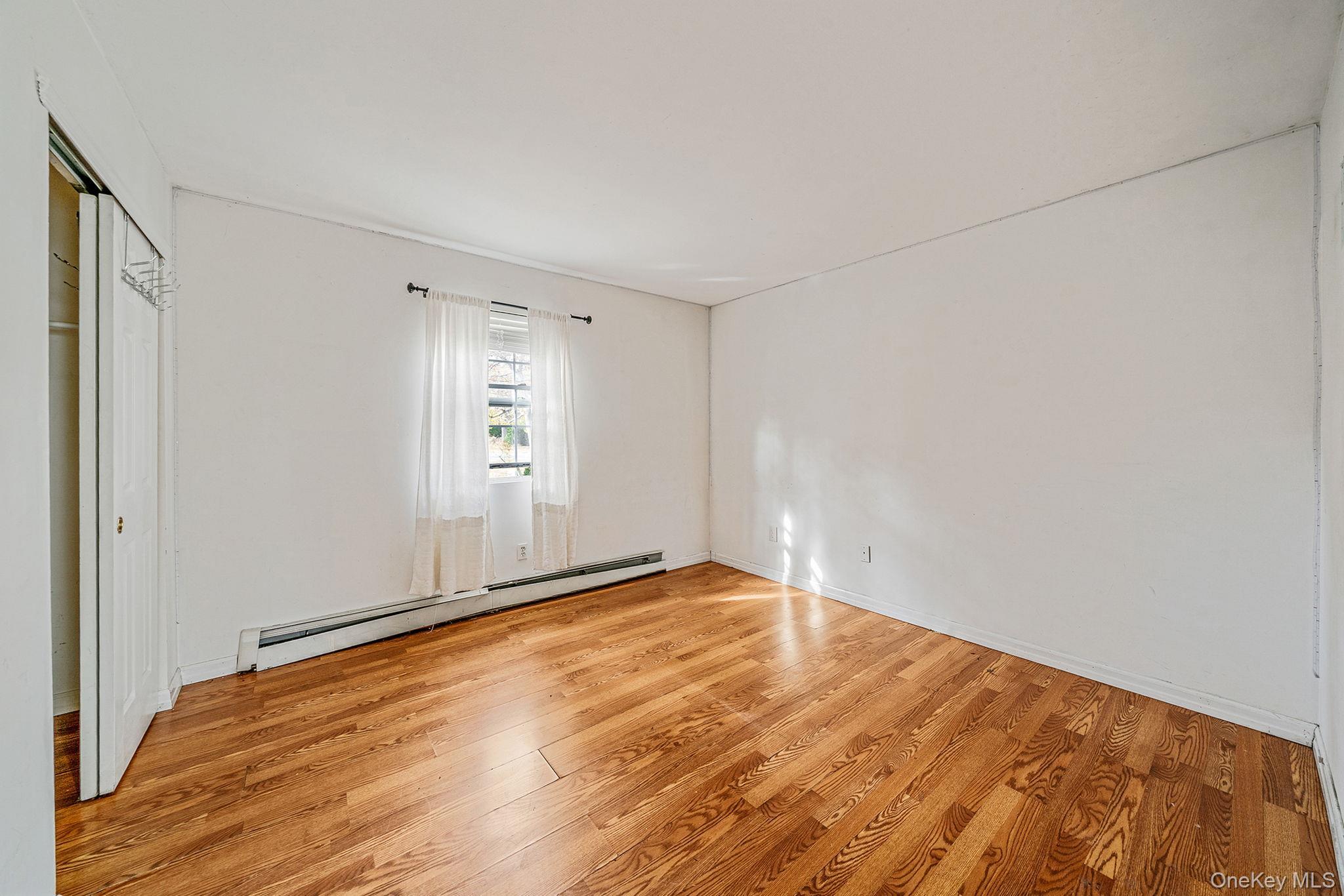 Single Family Wendy  Suffolk County, NY 11738, MLS-933787-25