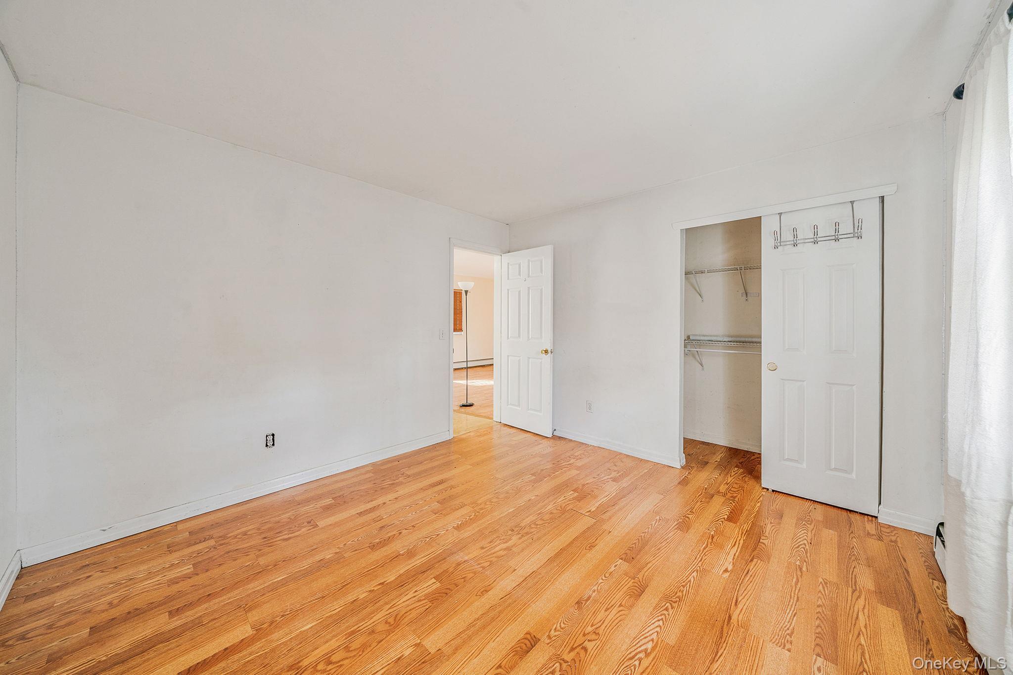 Single Family Wendy  Suffolk County, NY 11738, MLS-933787-26