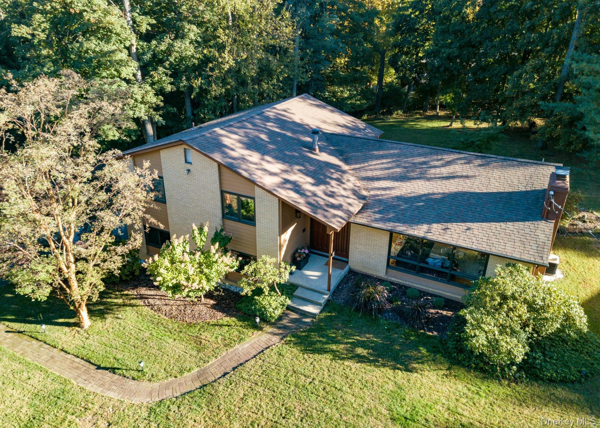 Single Family Old English Dutchess County, NY 12590, MLS-933808-28