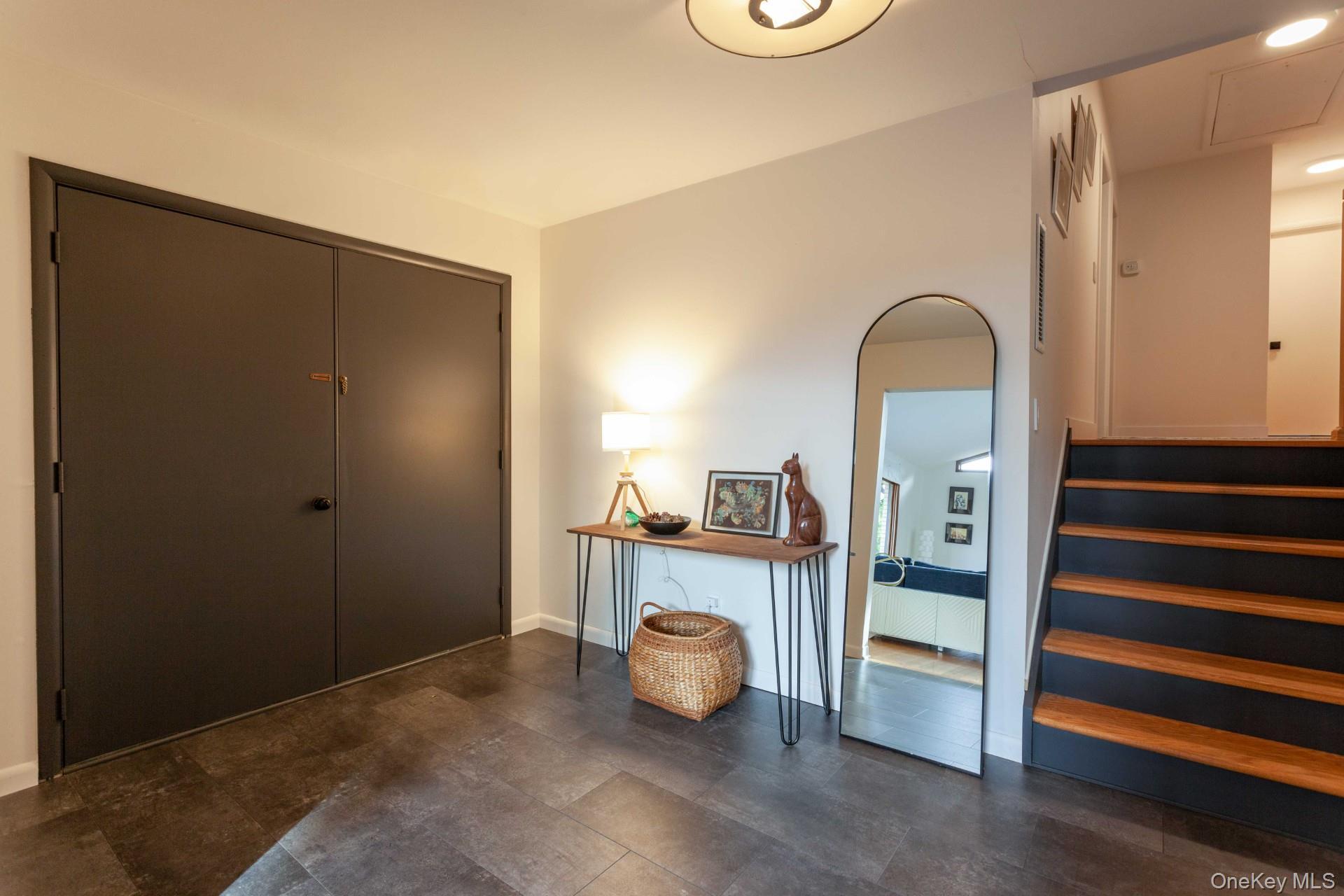 Single Family Old English Dutchess County, NY 12590, MLS-933808-3