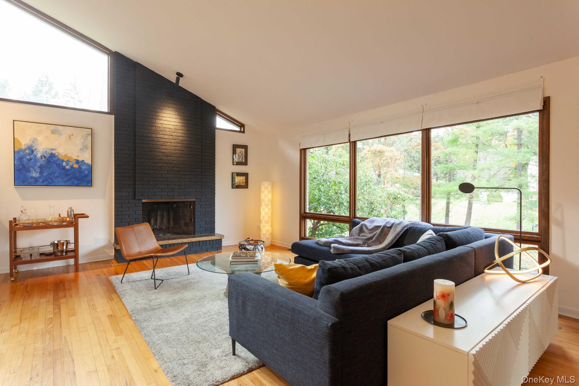 Single Family Old English Dutchess County, NY 12590, MLS-933808-5