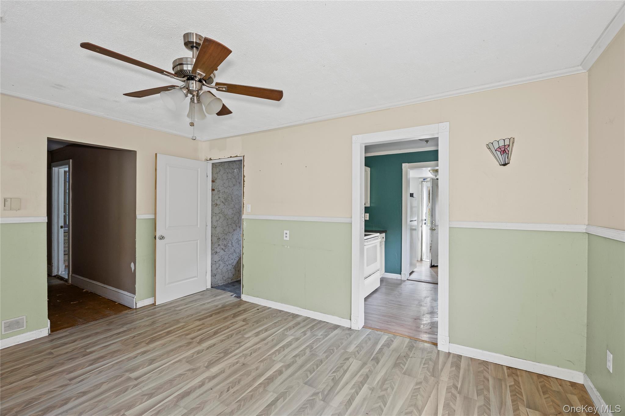 Single Family West  Suffolk County, NY 11953, MLS-933814-9