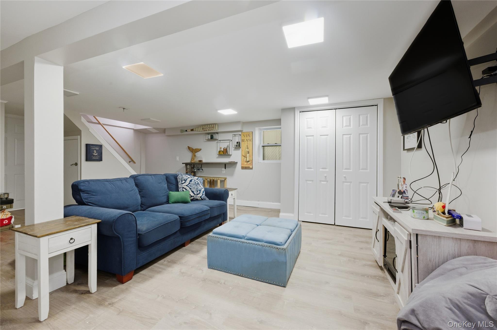 Single Family Connecticut Nassau County, NY 11561, MLS-933816-15