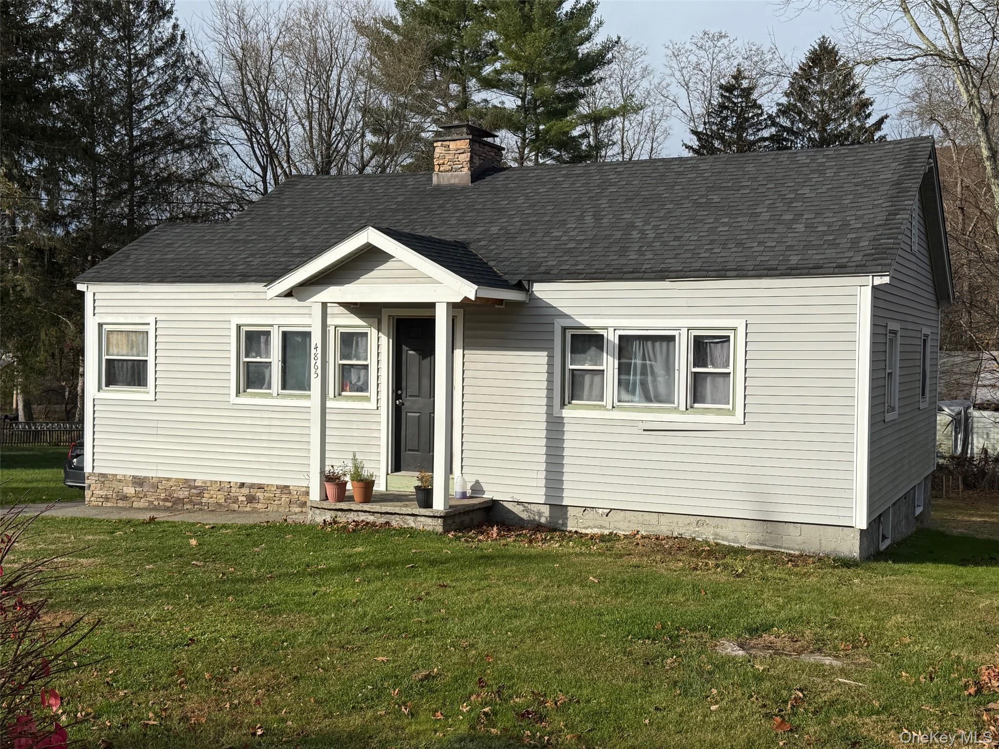 Single Family South  Dutchess County, NY 12501, MLS-933820-2