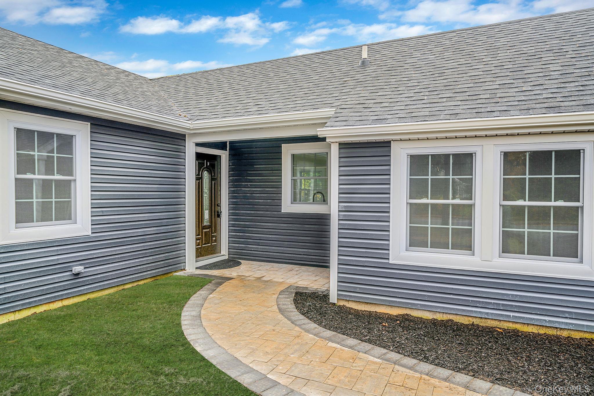 Single Family 7th Suffolk County, NY 11780, MLS-933822-2