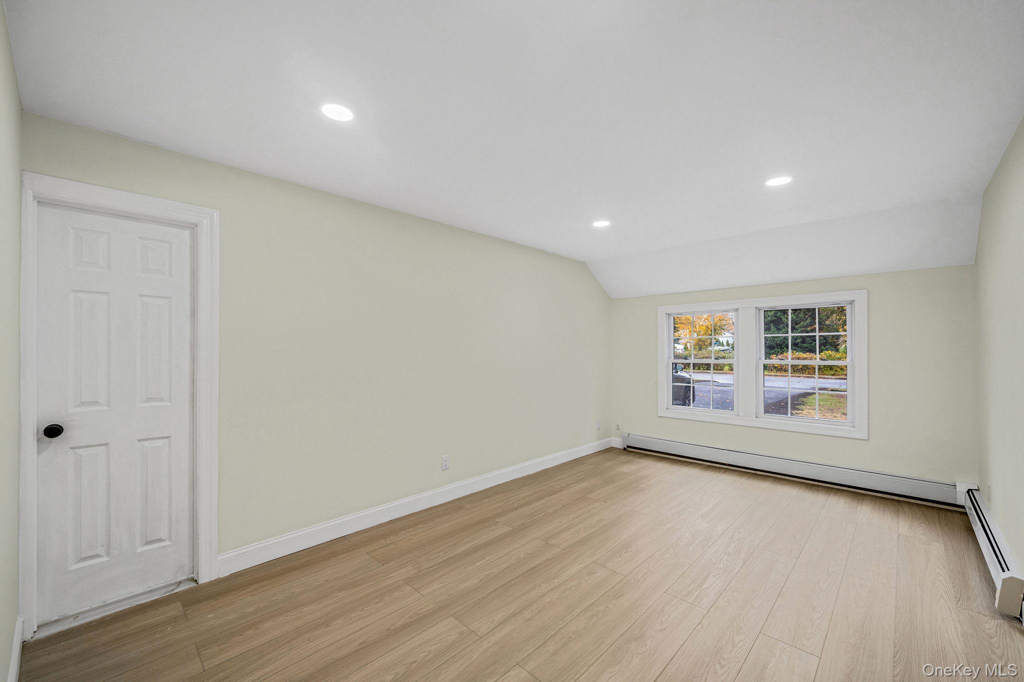 Single Family 7th Suffolk County, NY 11780, MLS-933822-23