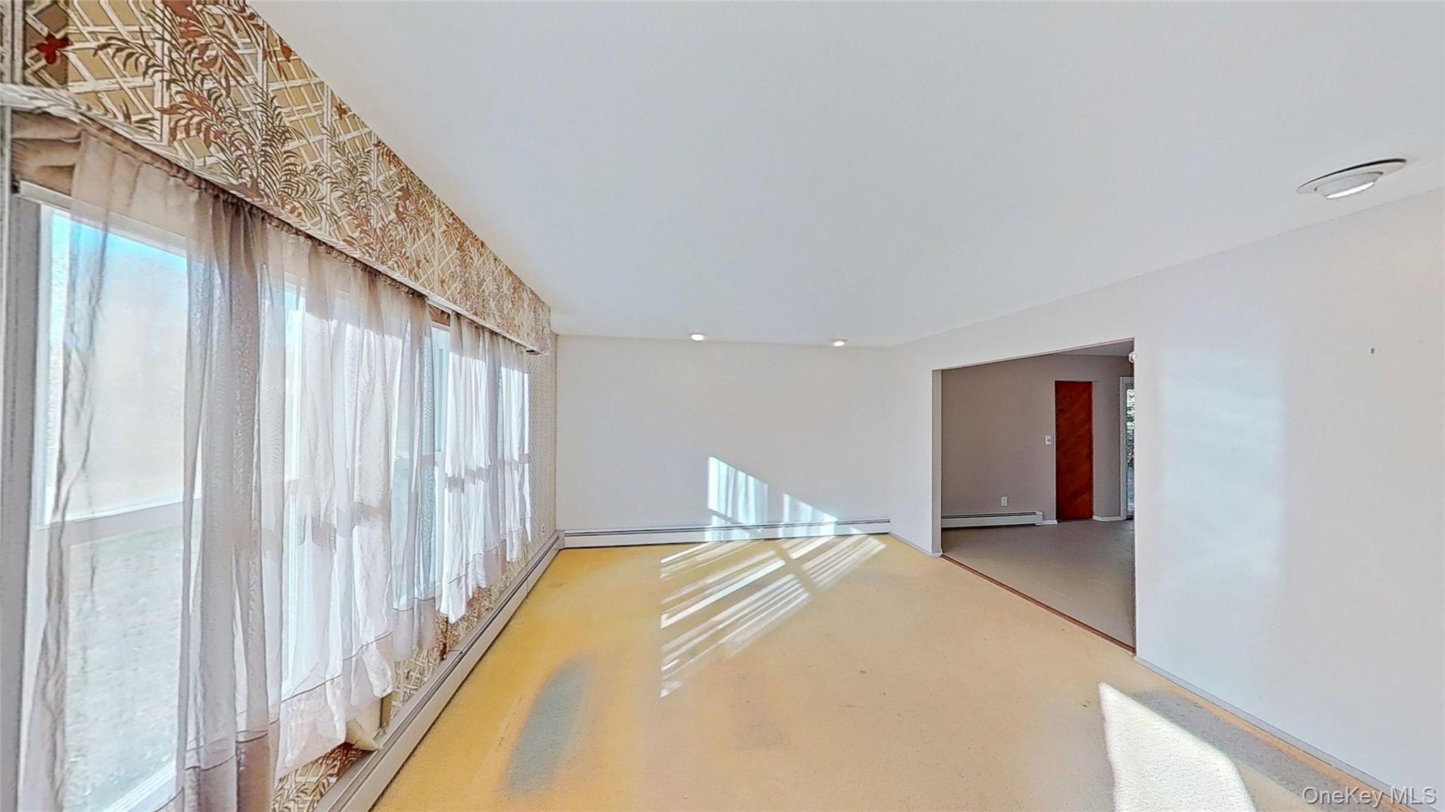 Single Family Hawthorne Suffolk County, NY 11766, MLS-933834-10