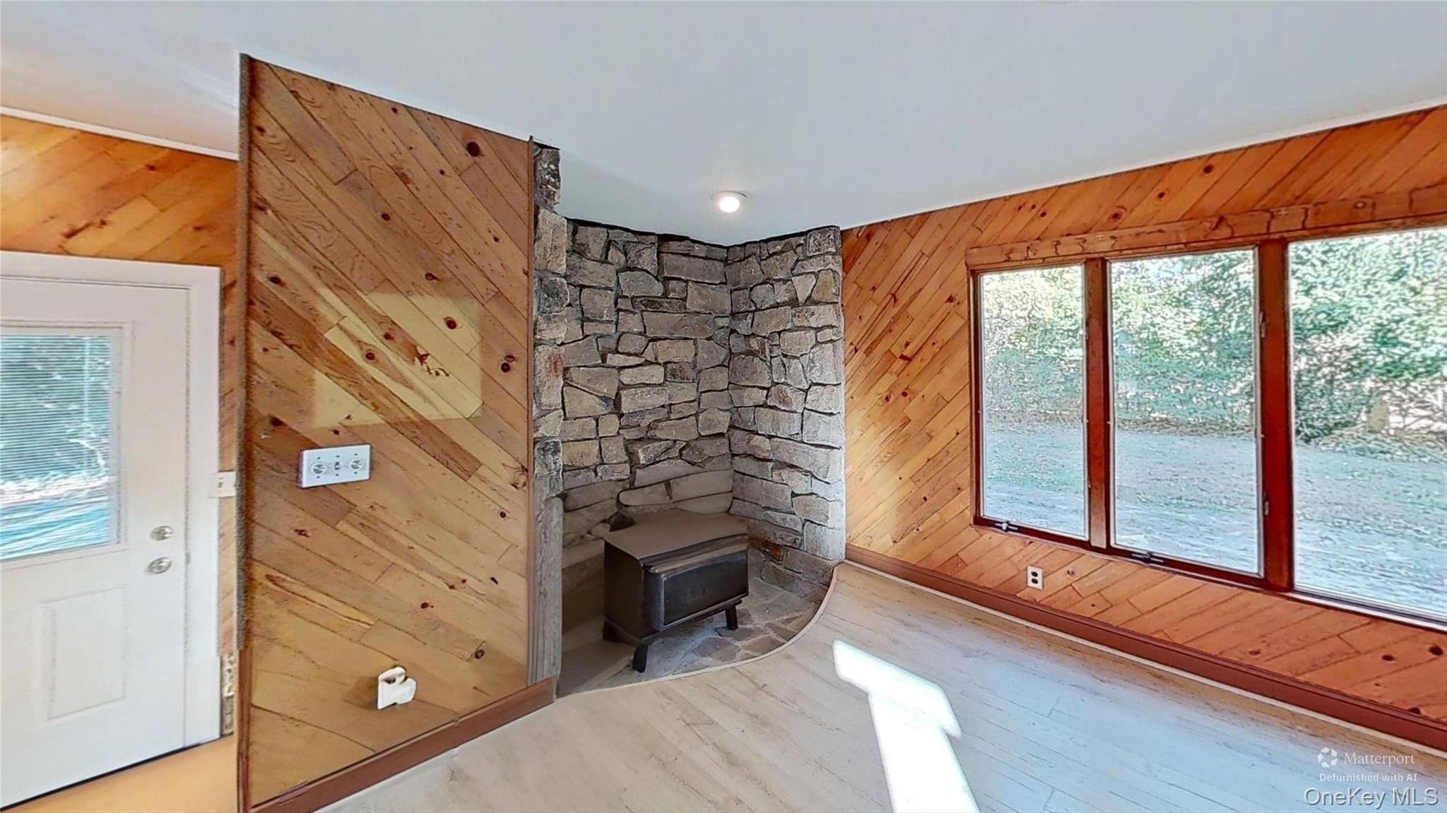 Single Family Hawthorne Suffolk County, NY 11766, MLS-933834-12