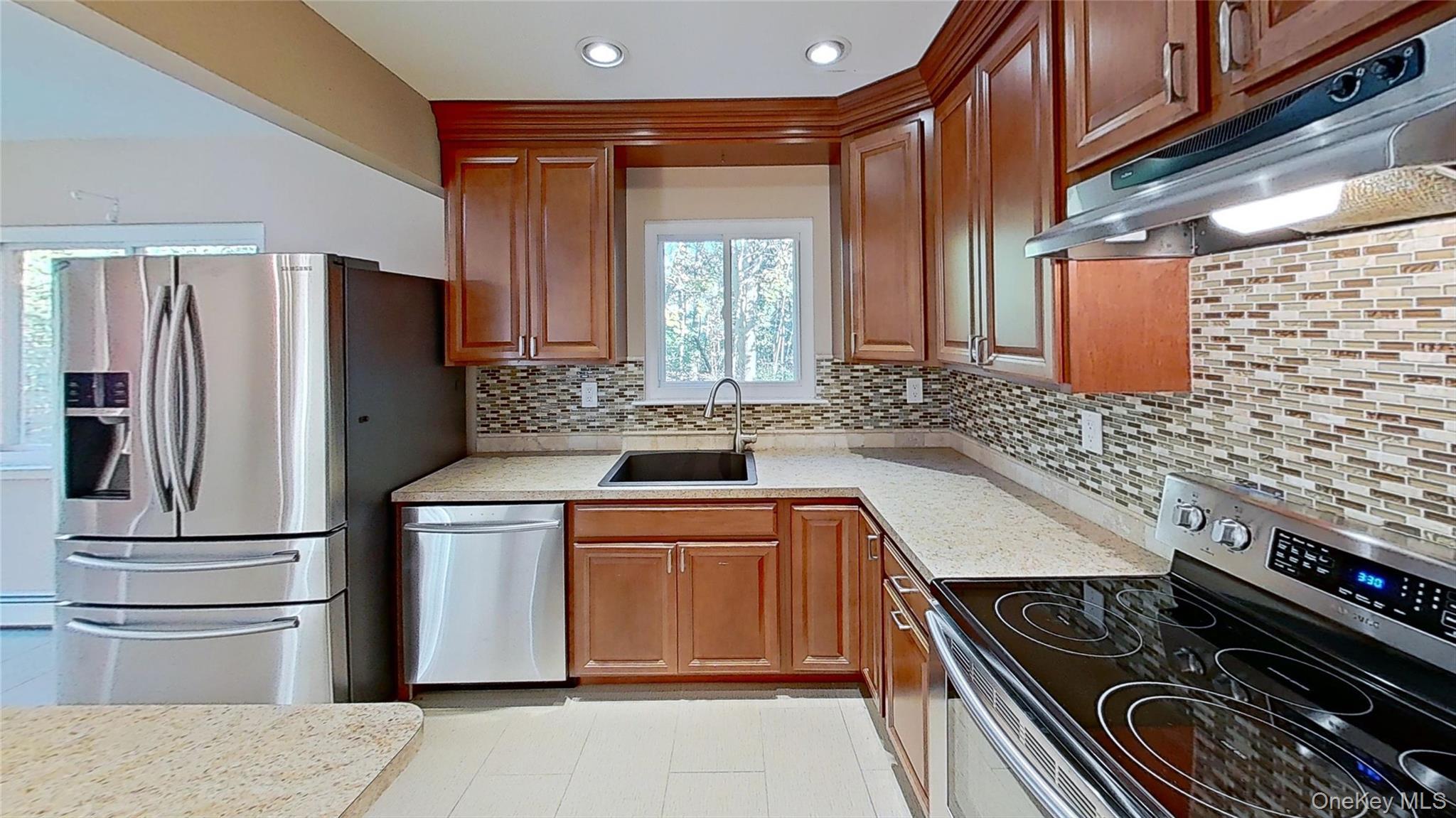 Single Family Hawthorne Suffolk County, NY 11766, MLS-933834-15