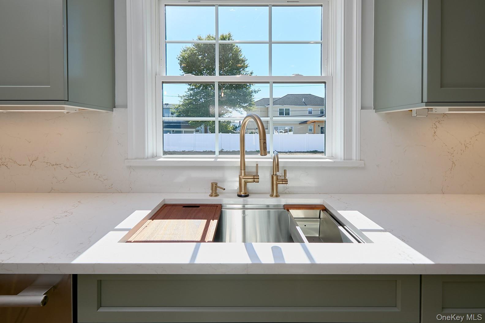 Single Family Fenimore Nassau County, NY 11710, MLS-933848-14