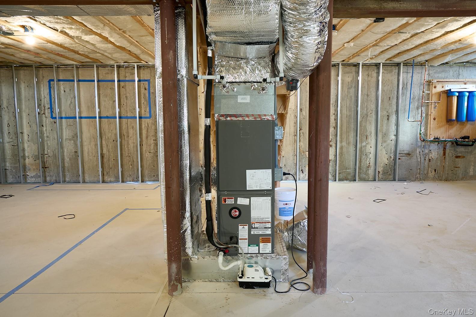 Single Family Fenimore Nassau County, NY 11710, MLS-933848-24