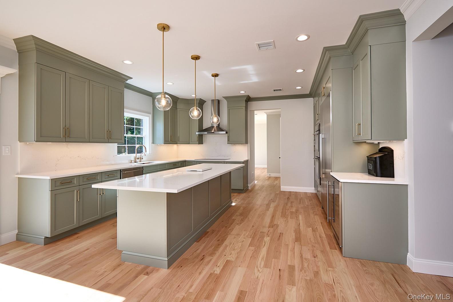 Single Family Fenimore Nassau County, NY 11710, MLS-933848-29