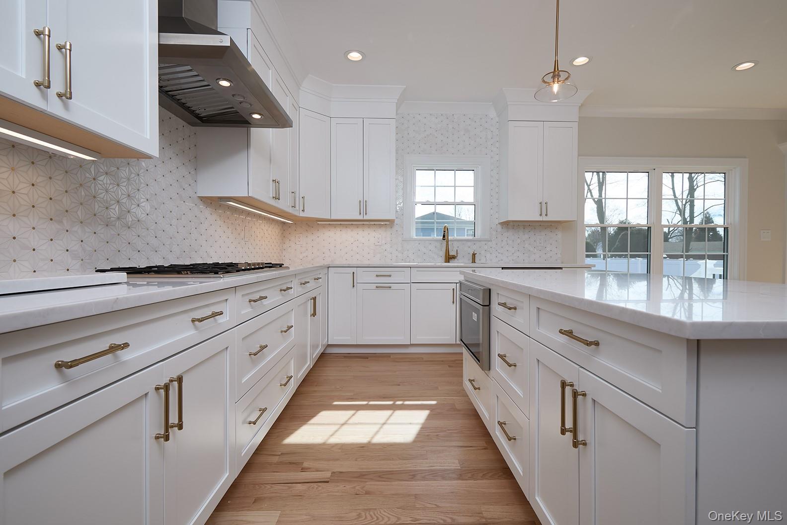 Single Family Fenimore Nassau County, NY 11710, MLS-933848-45