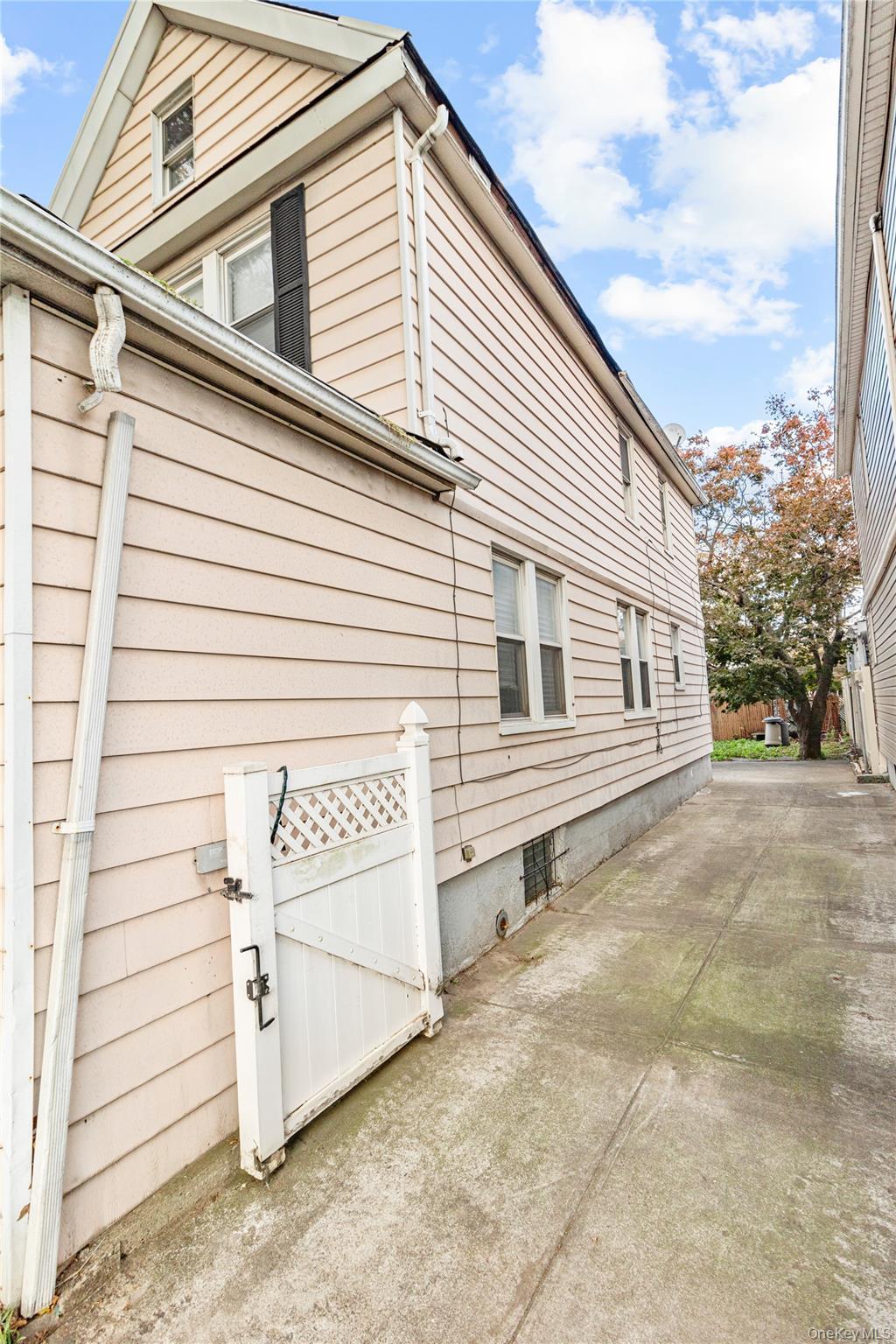 Single Family Van Wyck Queens, NY 11435, MLS-933857-4