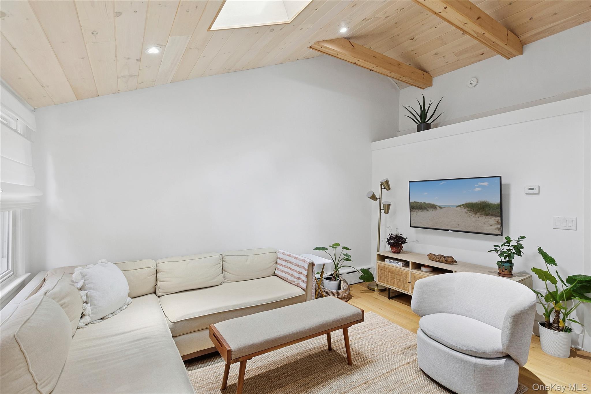 Single Family Shell  Suffolk County, NY 11946, MLS-933877-3