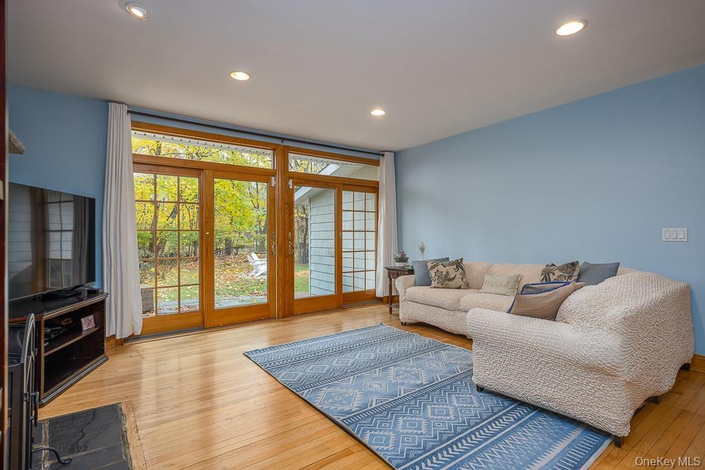 Single Family Hickory Hill Rockland County, NY 10983, MLS-933894-10