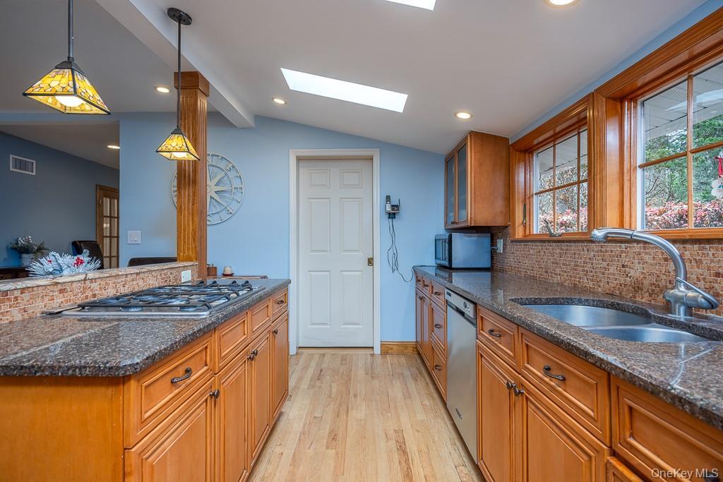 Single Family Hickory Hill Rockland County, NY 10983, MLS-933894-8