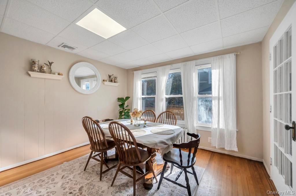 Single Family Cedar  Suffolk County, NY 11772, MLS-933902-10