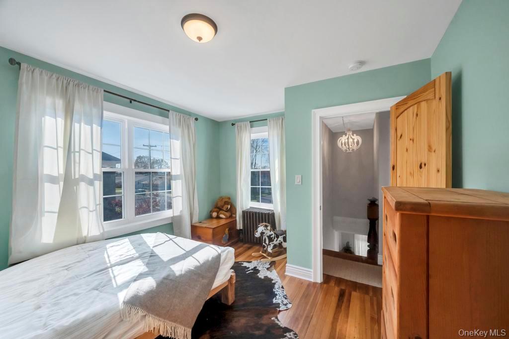 Single Family Cedar  Suffolk County, NY 11772, MLS-933902-16