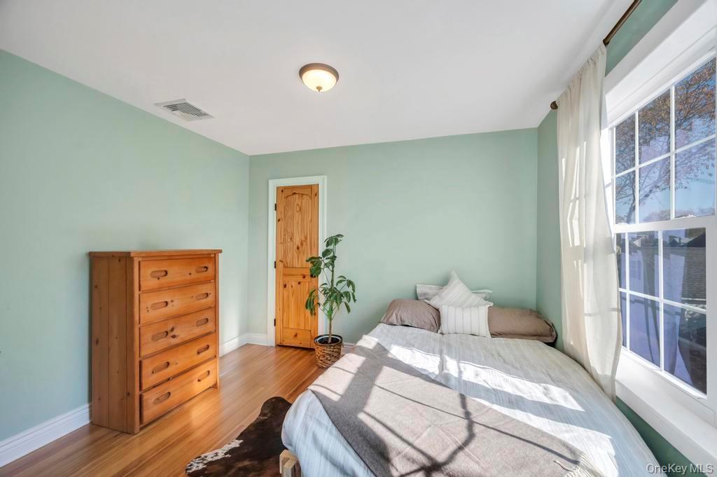 Single Family Cedar  Suffolk County, NY 11772, MLS-933902-17