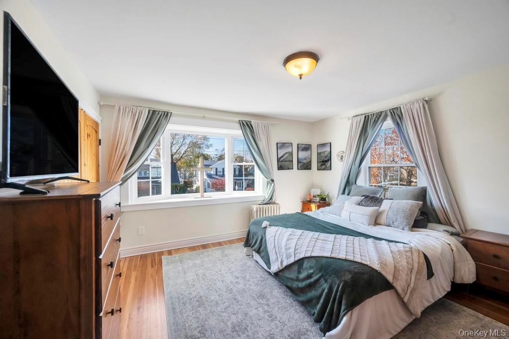 Single Family Cedar  Suffolk County, NY 11772, MLS-933902-18