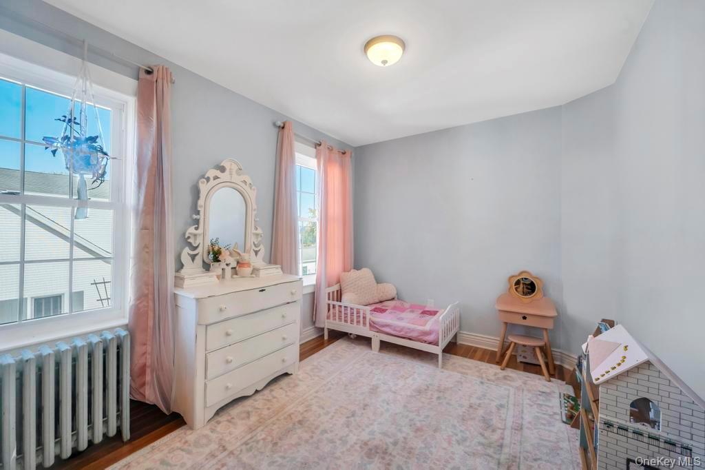 Single Family Cedar  Suffolk County, NY 11772, MLS-933902-20