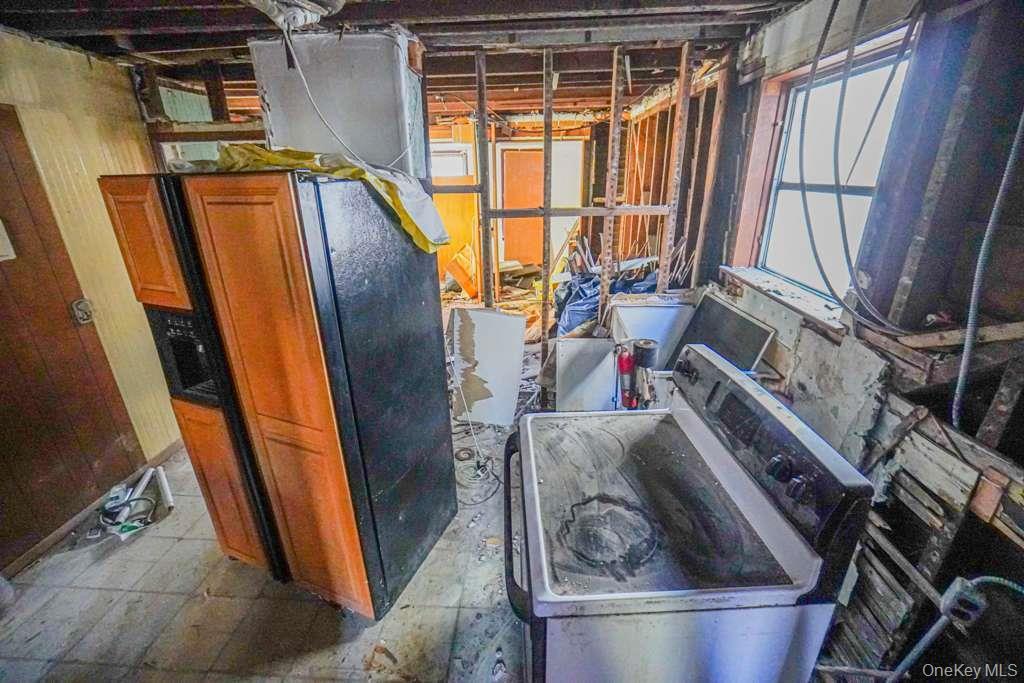 Single Family 7th  Westchester County, NY 10550, MLS-933934-3