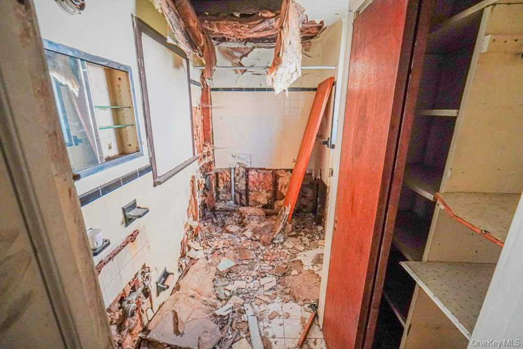 Single Family 7th  Westchester County, NY 10550, MLS-933934-5