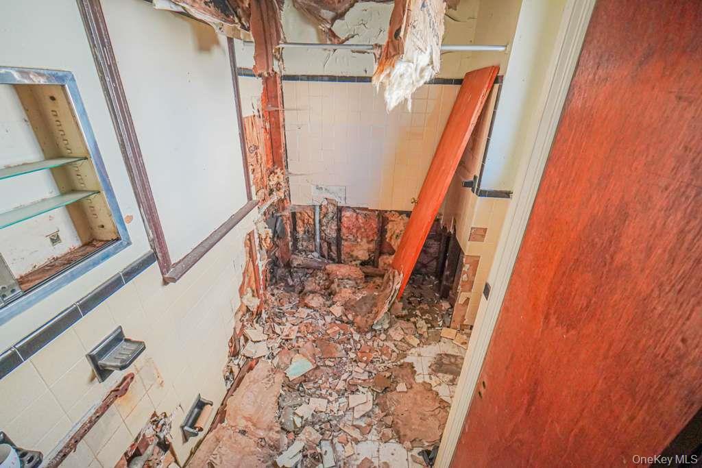 Single Family 7th  Westchester County, NY 10550, MLS-933934-7