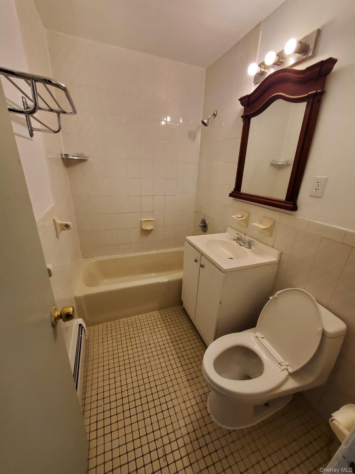 Single Family Blair Ave  Bronx, NY 10465, MLS-933937-6