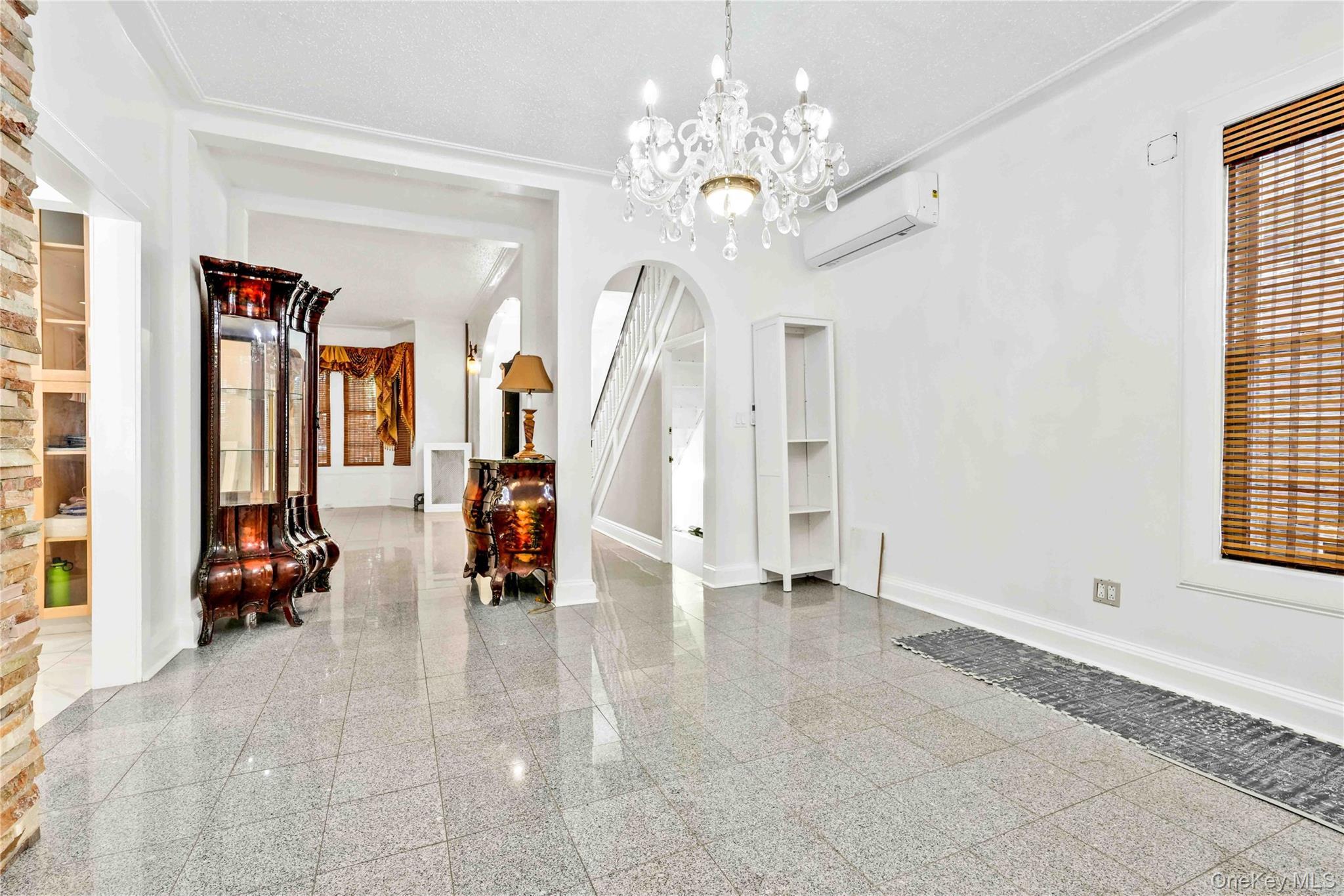 Single Family 87th  Queens, NY 11421, MLS-933948-15