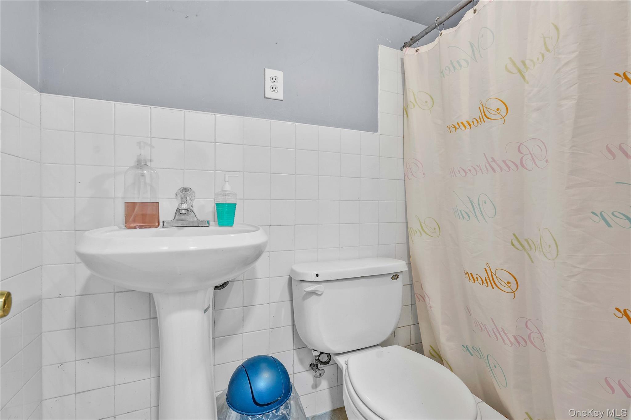 Single Family 87th  Queens, NY 11421, MLS-933948-19