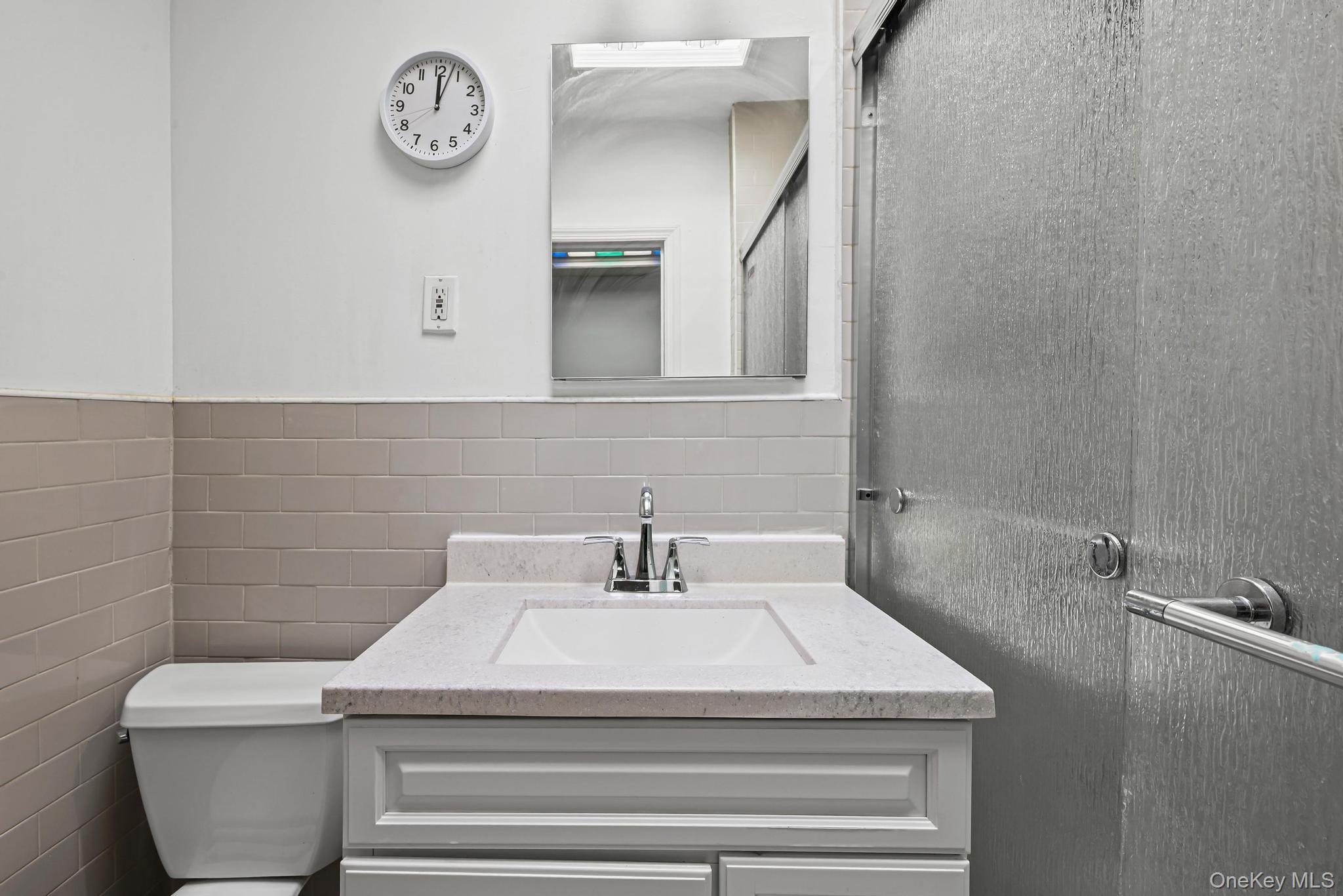 Single Family 88th Queens, NY 11421, MLS-933950-23