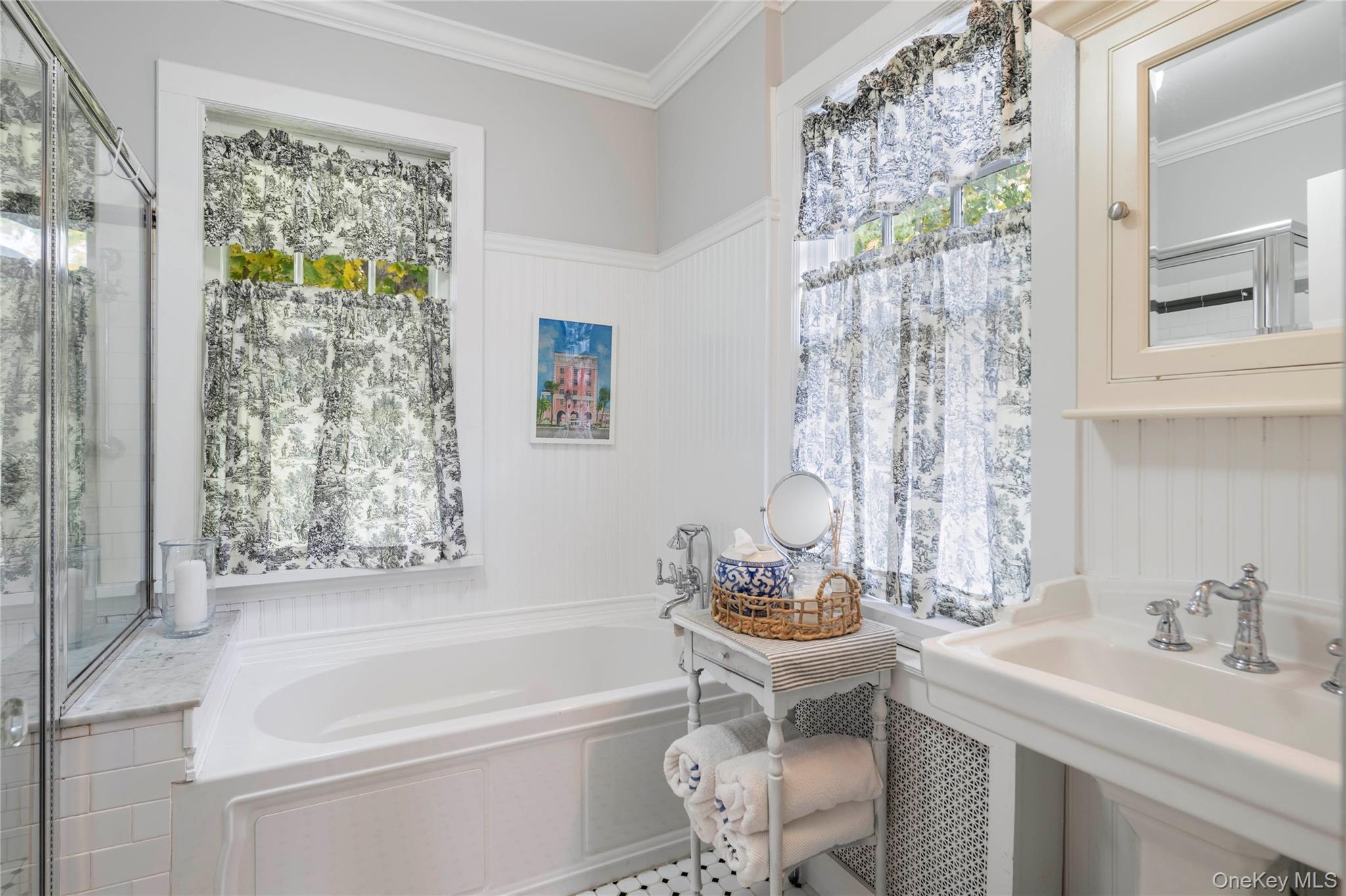 Single Family Sunnyside  Westchester County, NY 10705, MLS-933967-19