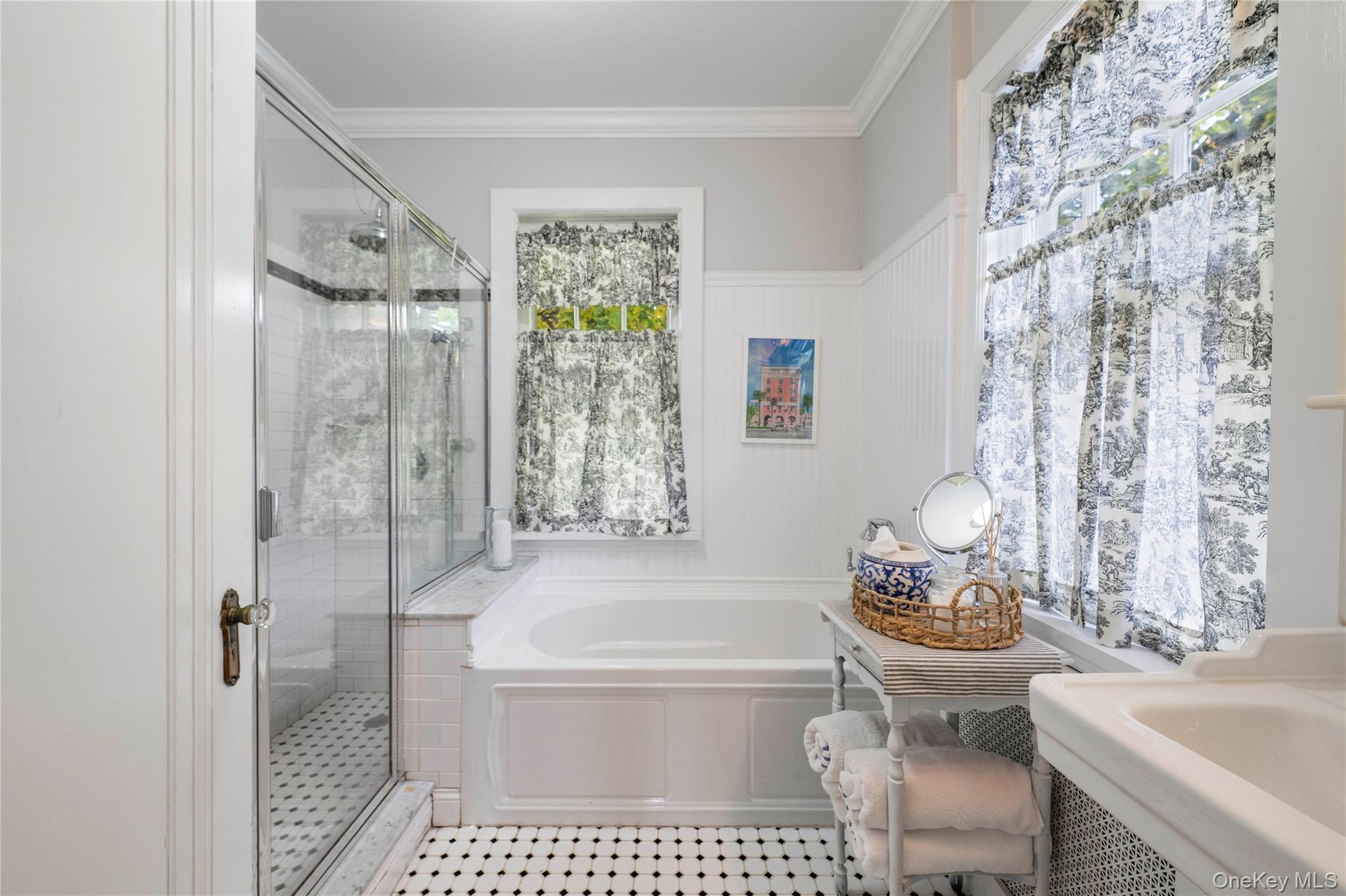 Single Family Sunnyside  Westchester County, NY 10705, MLS-933967-20