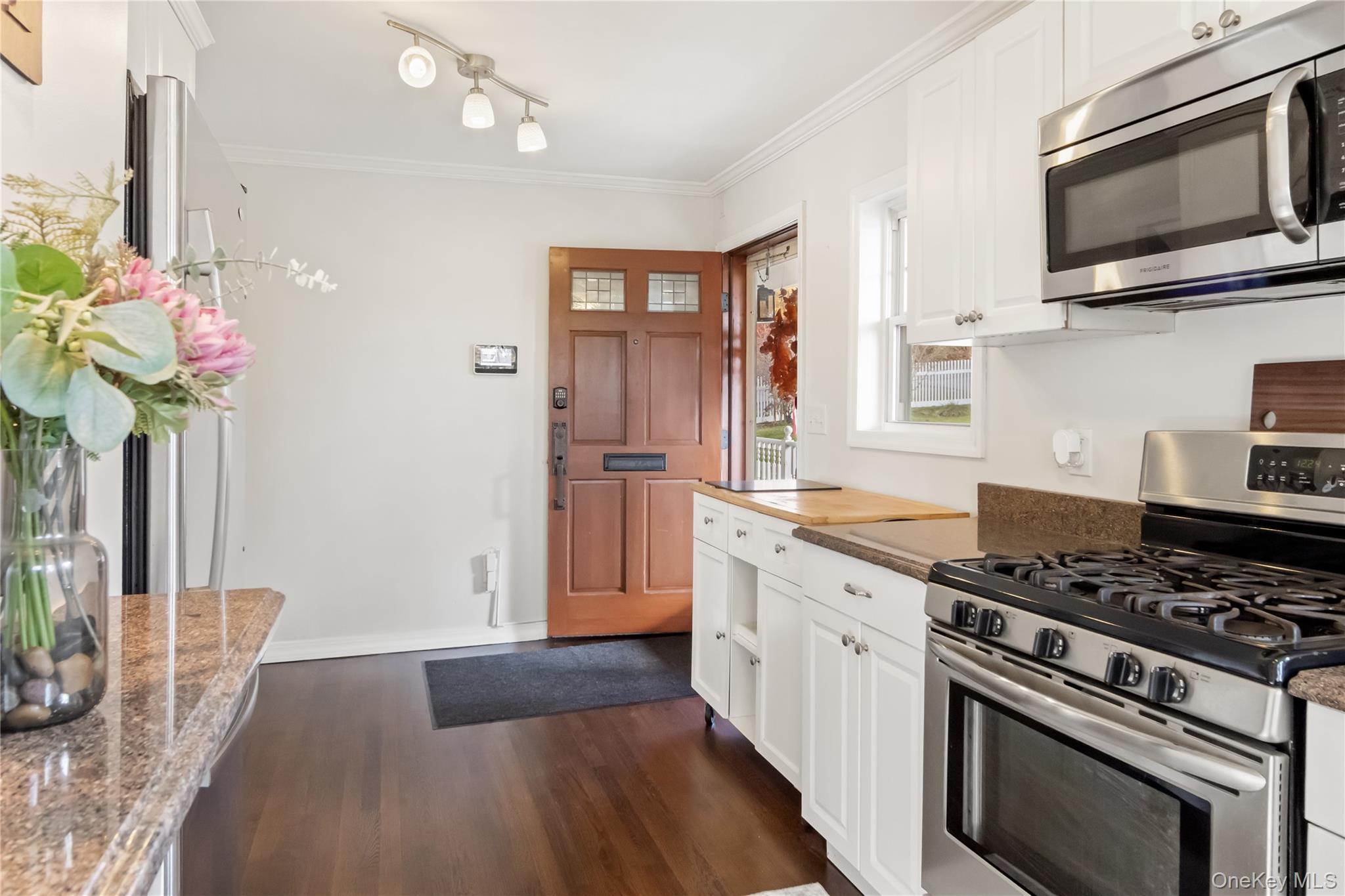 Single Family Montrose  Putnam County, NY 10512, MLS-933970-9