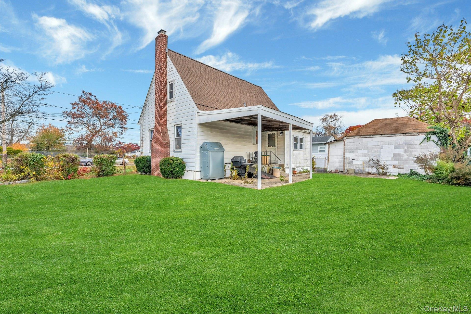 Single Family Thomas  Suffolk County, NY 11717, MLS-933971-17