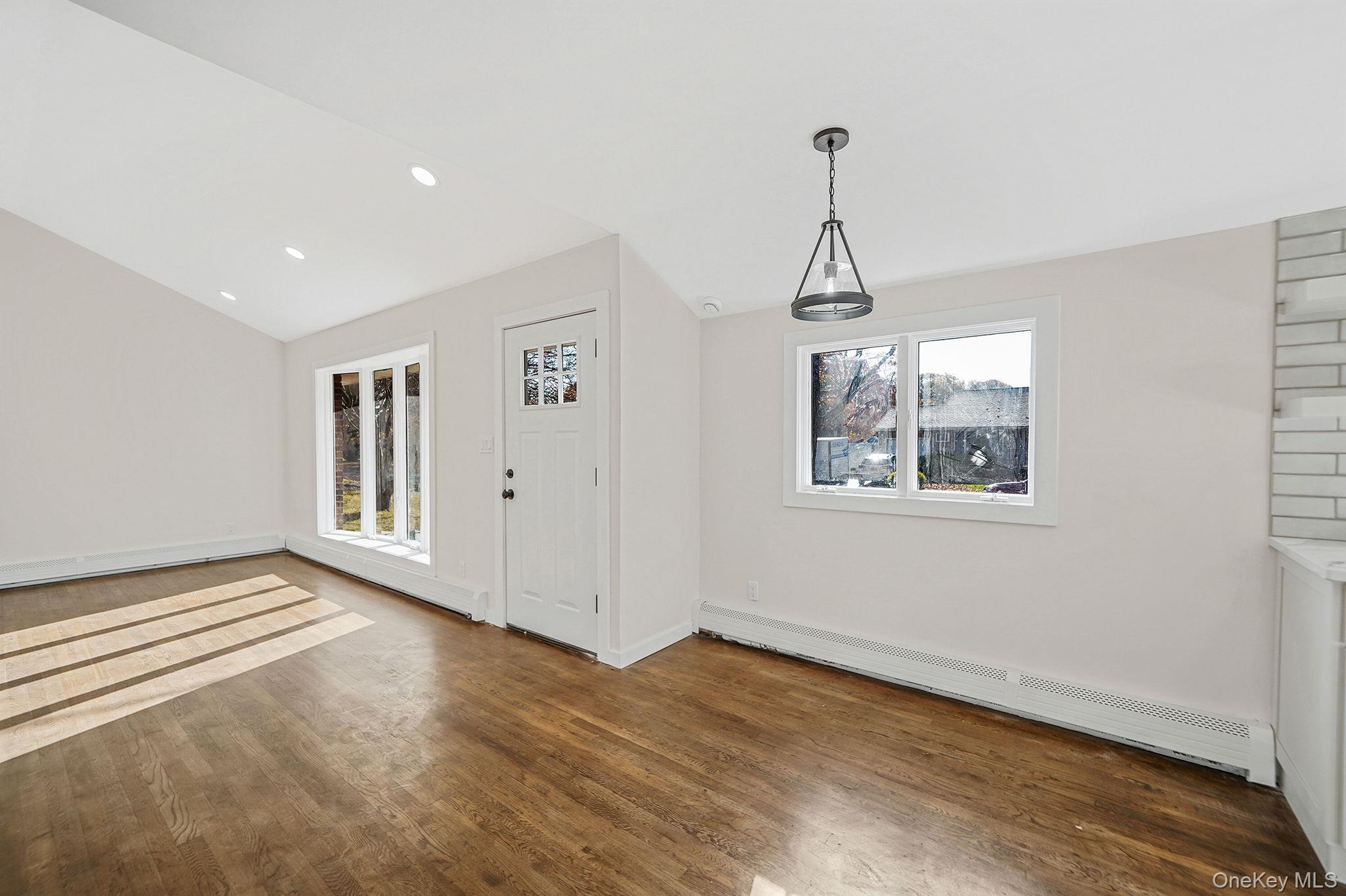 Single Family Bardolier  Suffolk County, NY 11706, MLS-933978-12