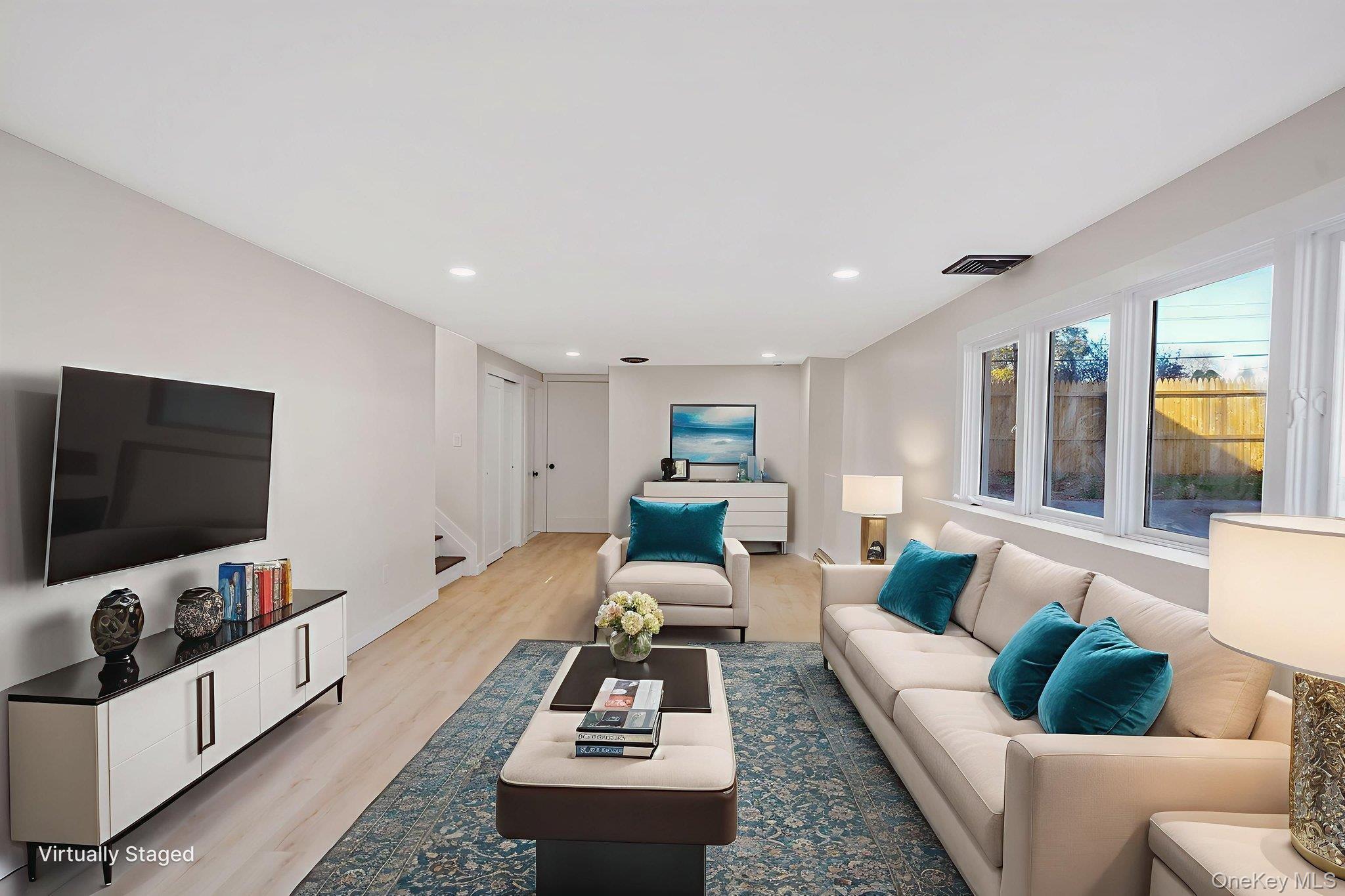 Single Family Bardolier  Suffolk County, NY 11706, MLS-933978-18