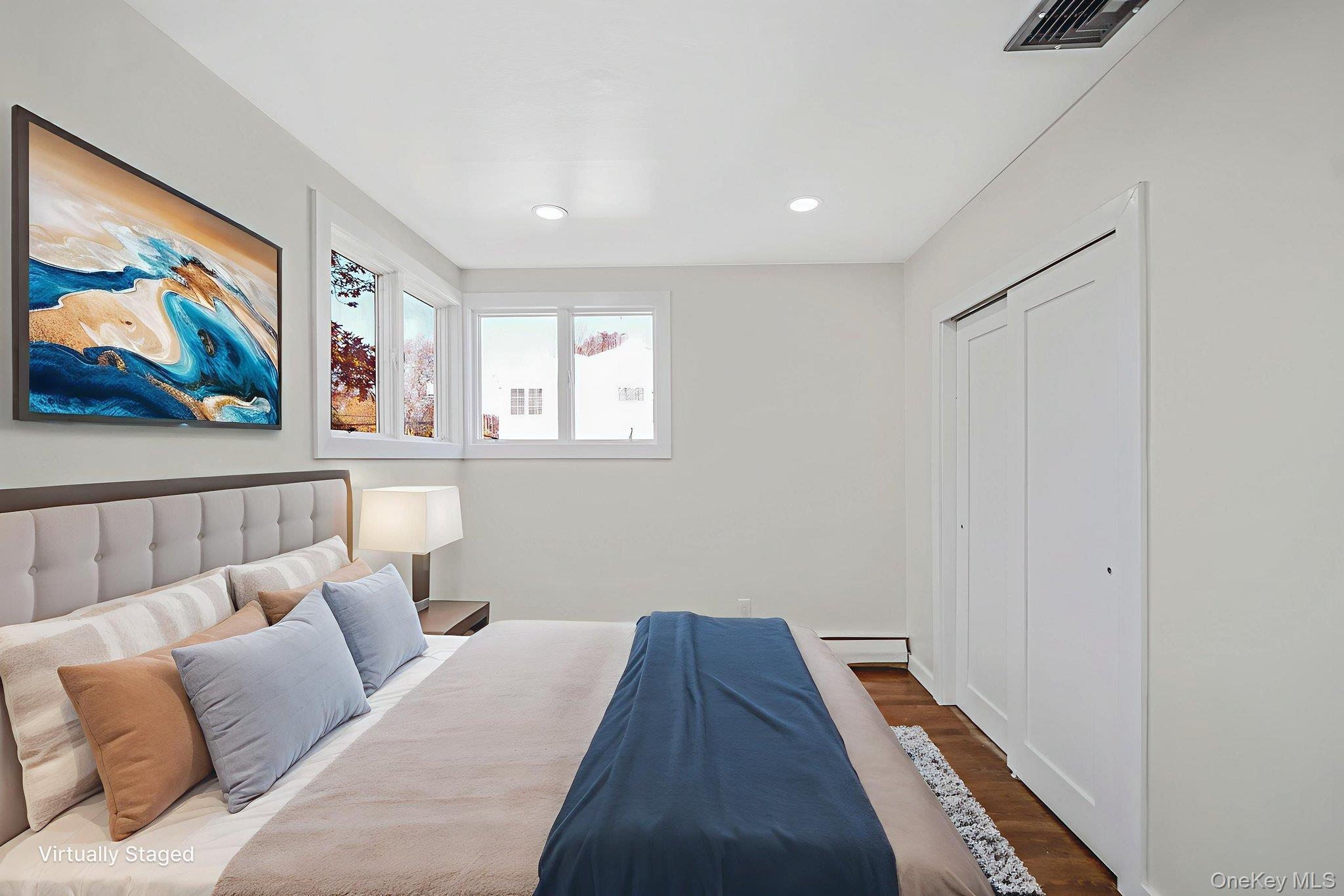 Single Family Bardolier  Suffolk County, NY 11706, MLS-933978-27