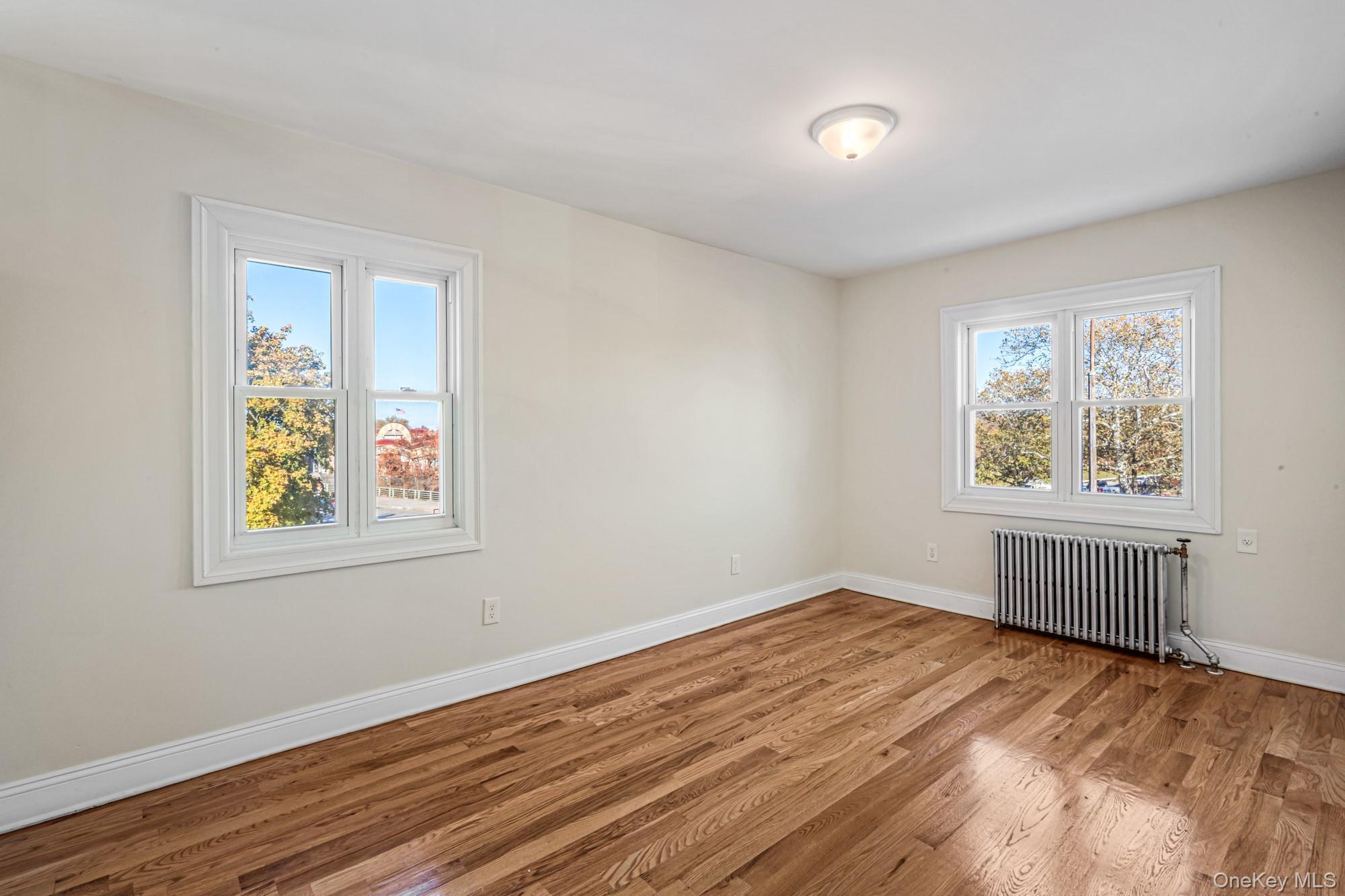 Single Family Main Queens, NY 11358, MLS-933982-7