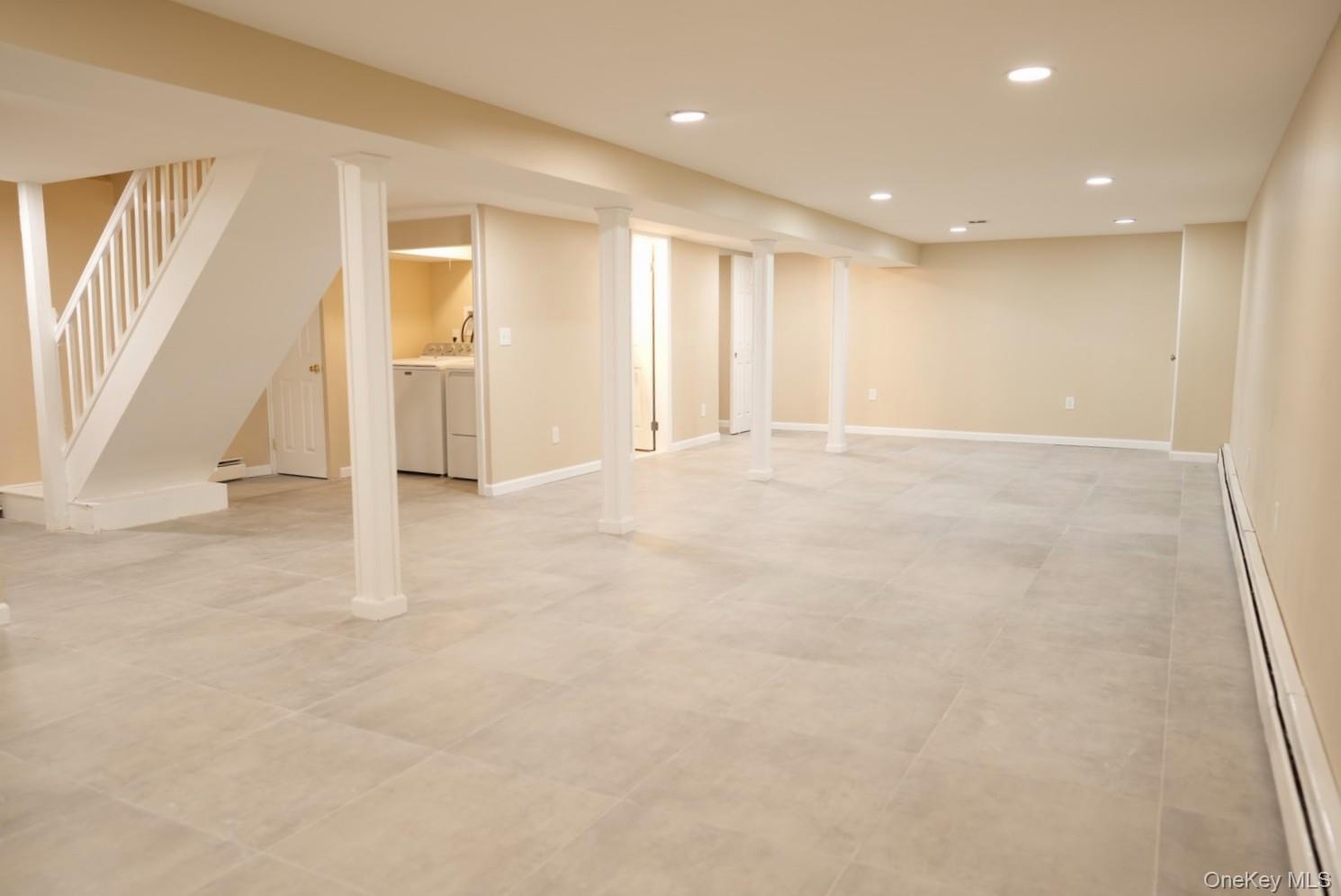 Single Family Scott Suffolk County, NY 11729, MLS-933986-19