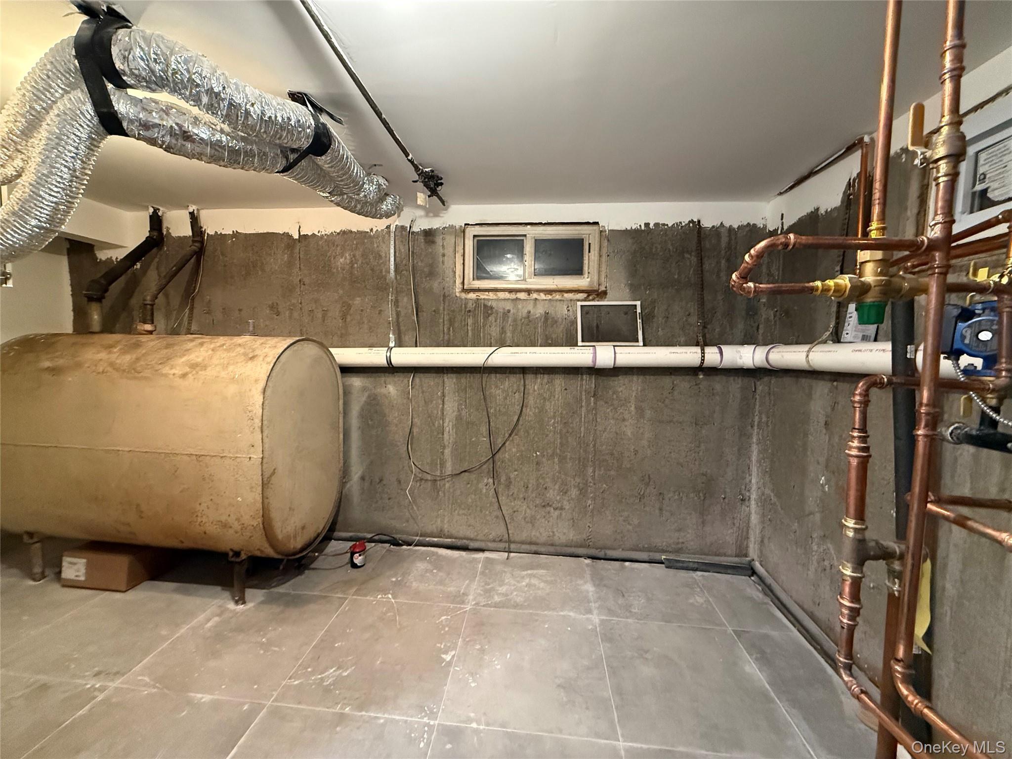 Single Family Scott Suffolk County, NY 11729, MLS-933986-21