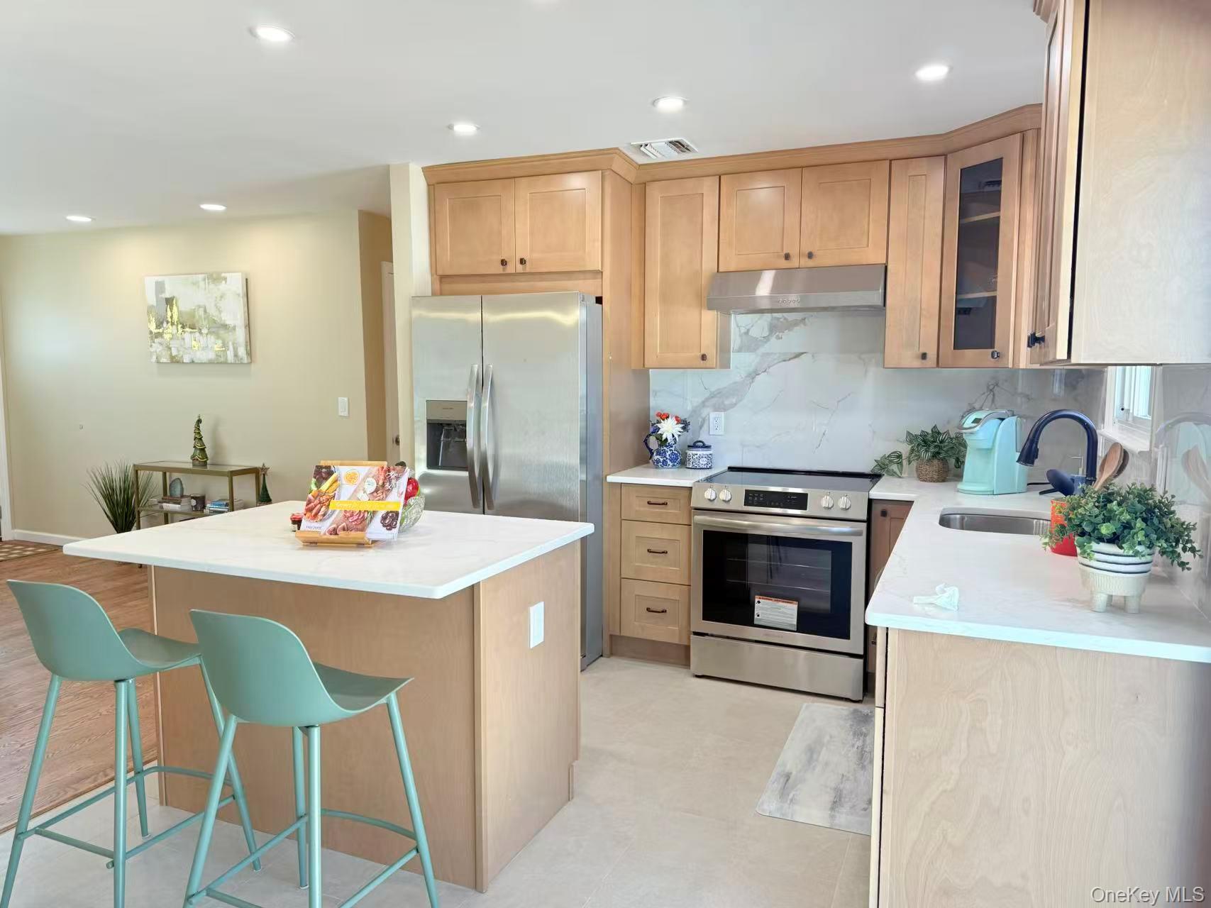 Single Family Scott Suffolk County, NY 11729, MLS-933986-8