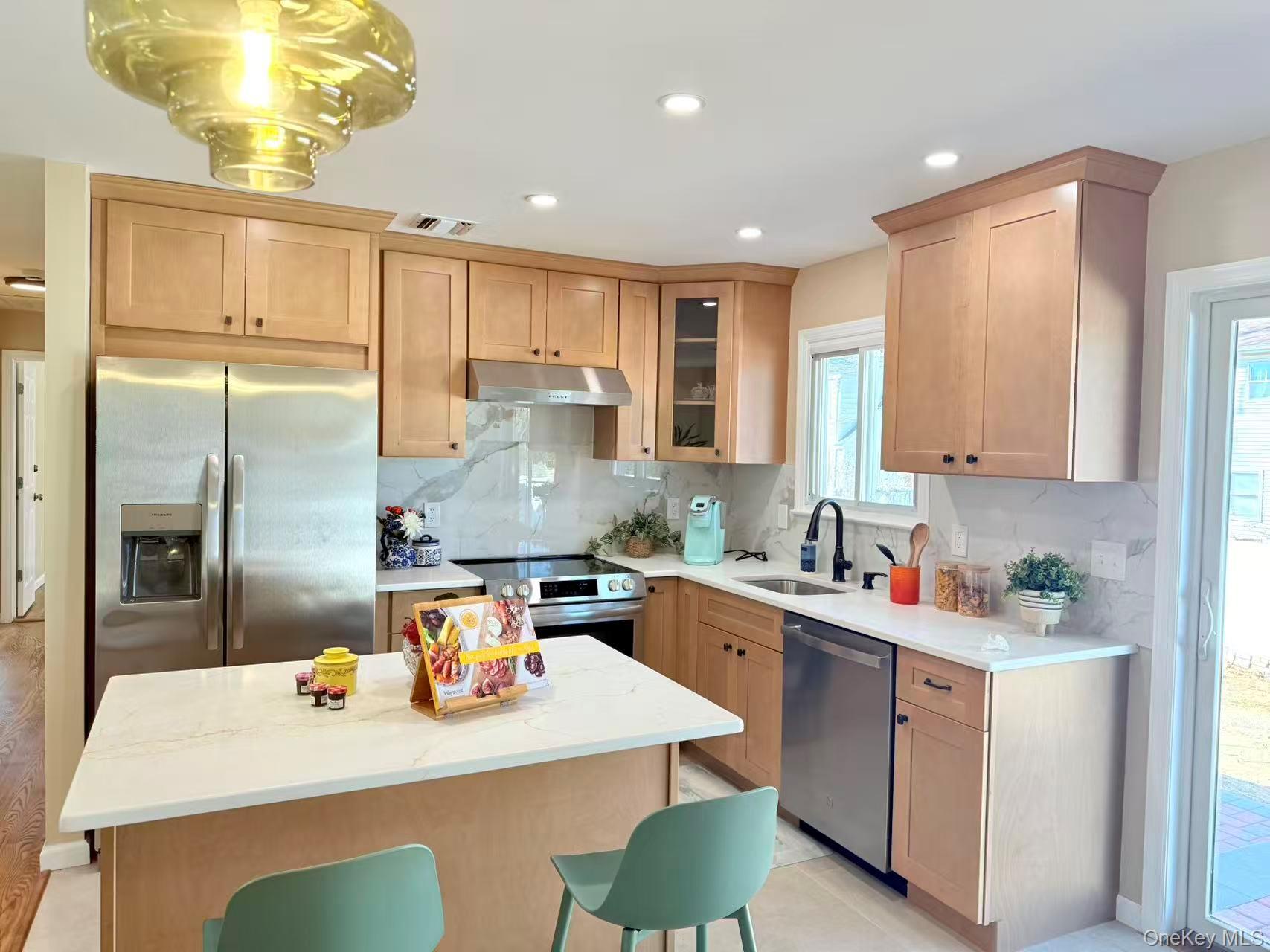 Single Family Scott Suffolk County, NY 11729, MLS-933986-9