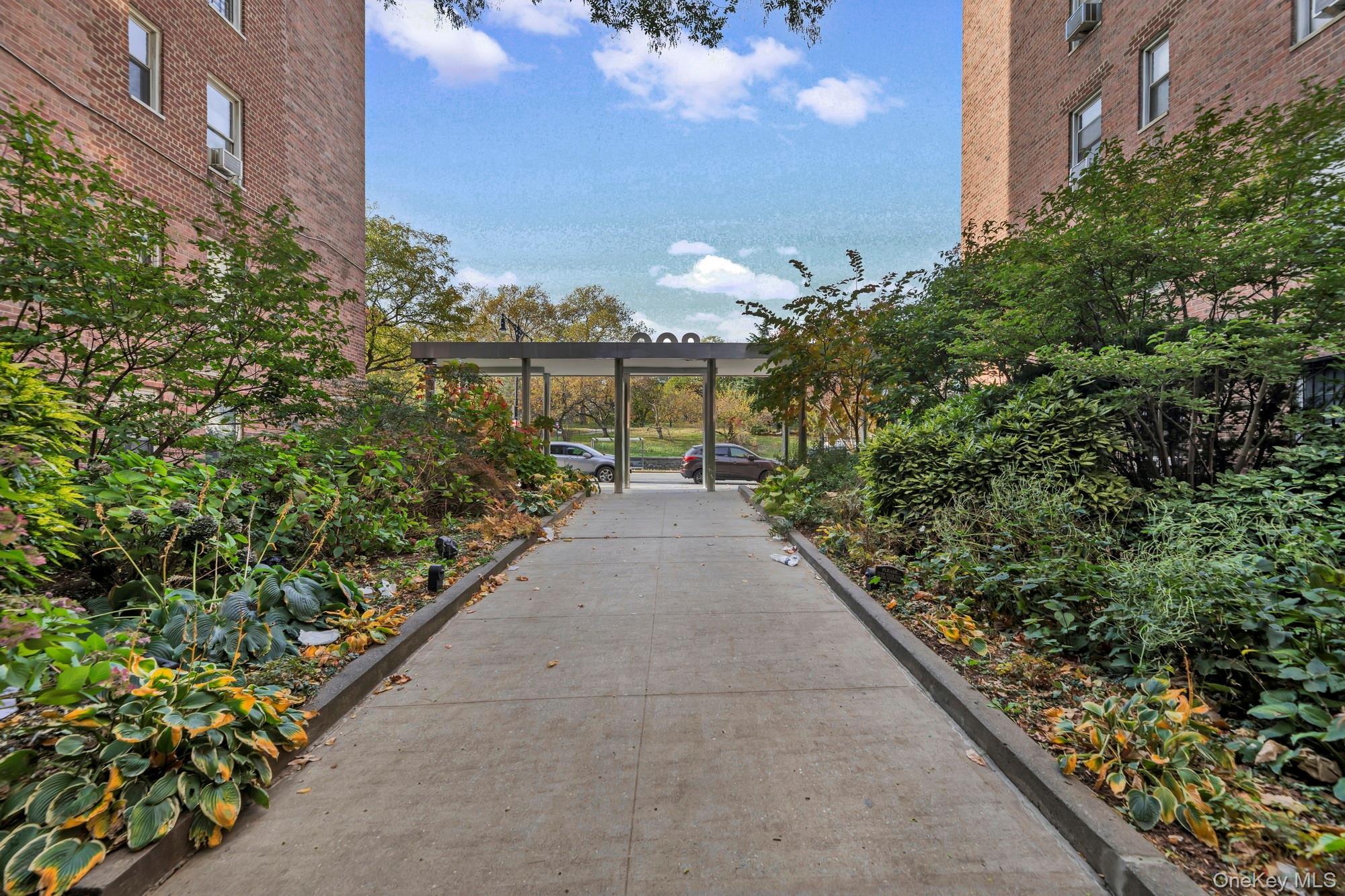 Coop Grand Concourse Bronx, NY 10451, MLS-933991-17